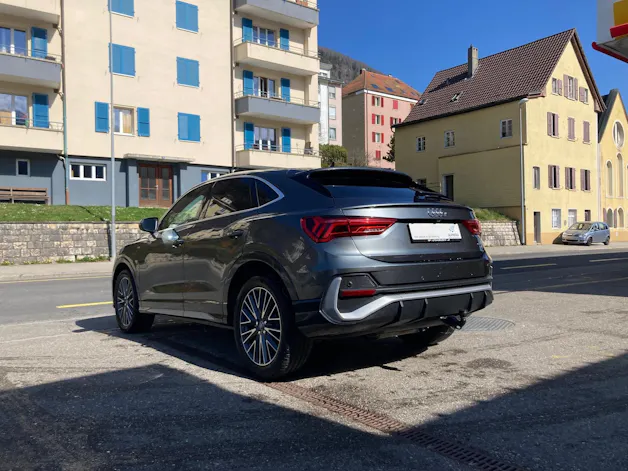Audi Q3 SB 40 TDI S line qu