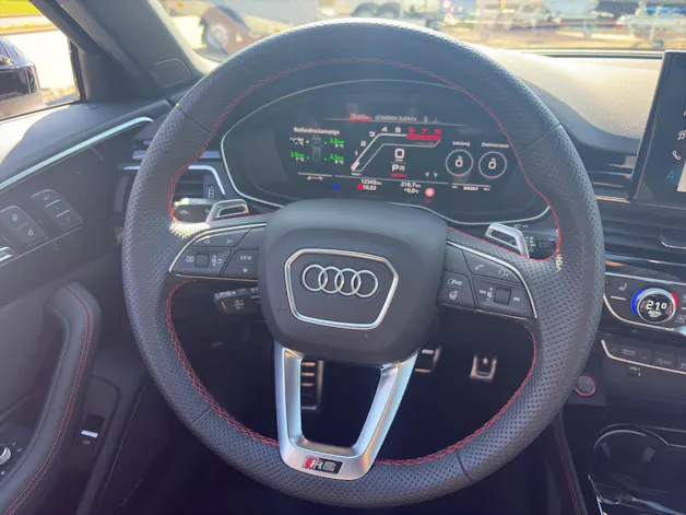Audi RS4 Avant 2.9 V6 TFSI quattro T-Tronic