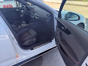 Audi RS4 Avant 2.9 V6 TFSI quattro T-Tronic