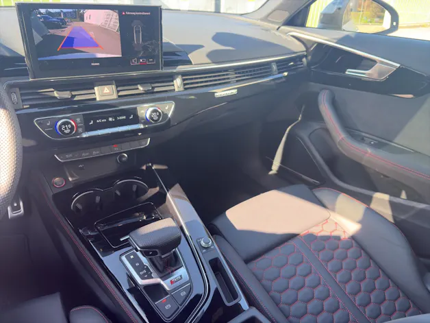Audi RS4 Avant 2.9 V6 TFSI quattro T-Tronic