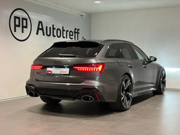 Audi RS6 Avant 4.0 TFSI V8 quattro