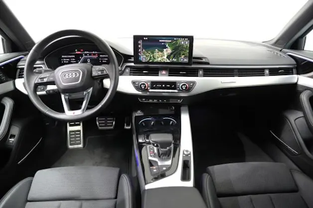 Audi A4 AV 40TDI S-line Att qu