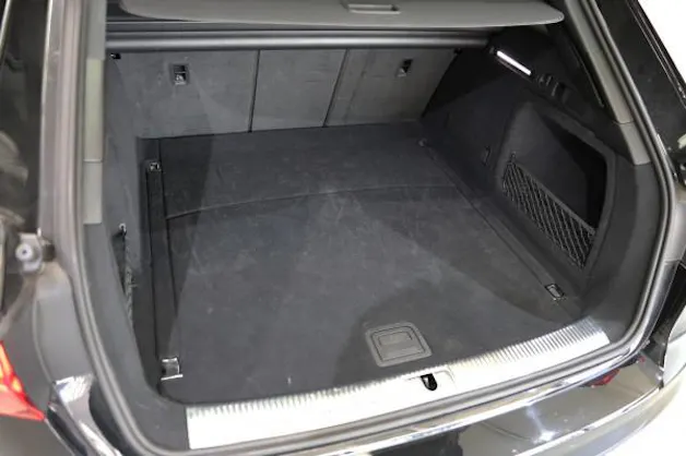 Audi A4 AV 40TDI S-line Att qu