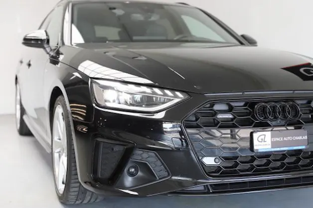 Audi A4 AV 40TDI S-line Att qu