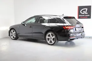 Audi A4 AV 40TDI S-line Att qu