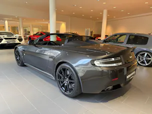 Aston Martin V12 Vantage 5.9 S Roadster