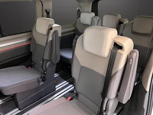 VW Multivan 2.0 TDI Life Edition DSG