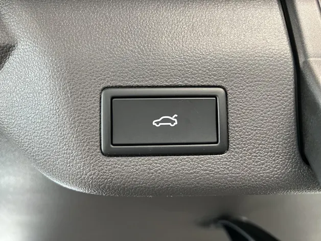 VW Multivan 2.0 TDI Life Edition DSG