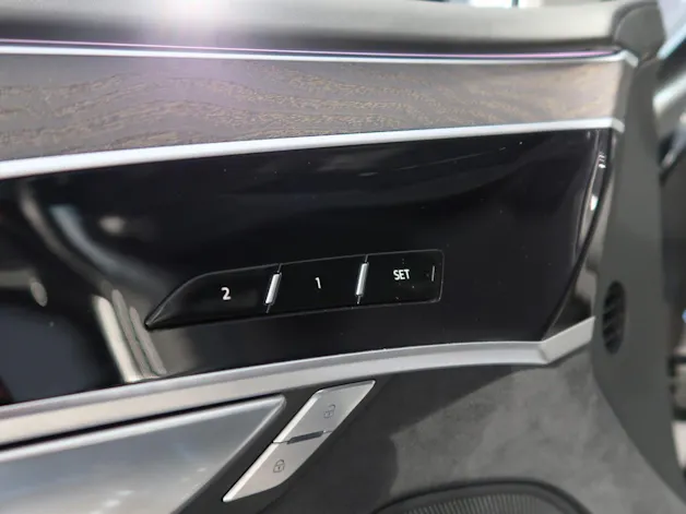 Audi A8 50 TDI quattro tiptronic