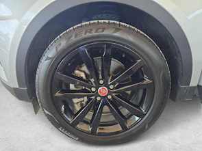 Fahrzeugbild JAGUAR E-Pace 2.0 I4 200 SE AWD / Jetzt mit attraktivem 1.9% Leasing!