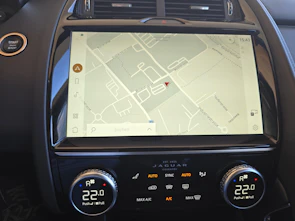 Fahrzeugbild JAGUAR E-Pace 2.0 I4 200 SE AWD / Jetzt mit attraktivem 1.9% Leasing!