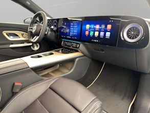 https://vehicle.imgix.net/4238090/94b73804-a7c1-4d38-b5bc-b224bac31ce0.jpg
