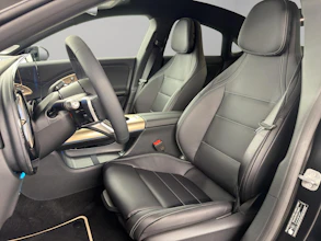 https://vehicle.imgix.net/4238090/a69b52c3-0c27-47f0-94df-e6a3784a576f.jpg