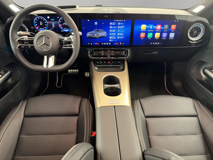 image du véhicule MERCEDES-BENZ CLA 220