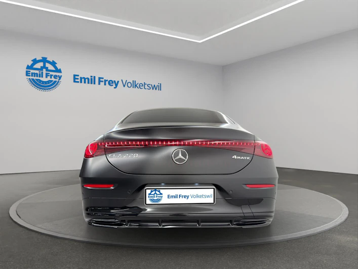 image du véhicule MERCEDES-BENZ CLA 220