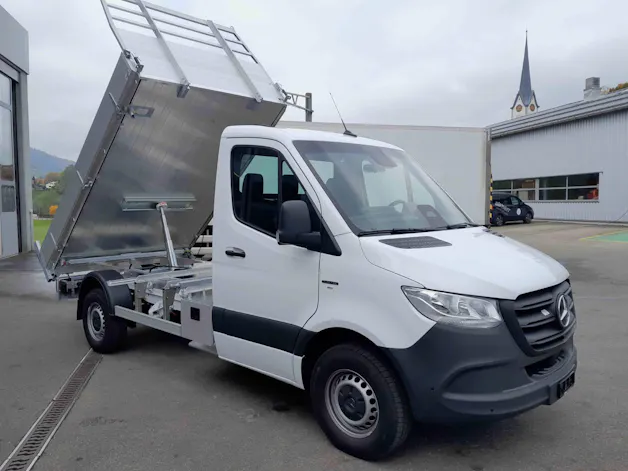 Mercedes-Benz eSprinter 420 Kab.-Ch. 3665 S 56 kWh Pro