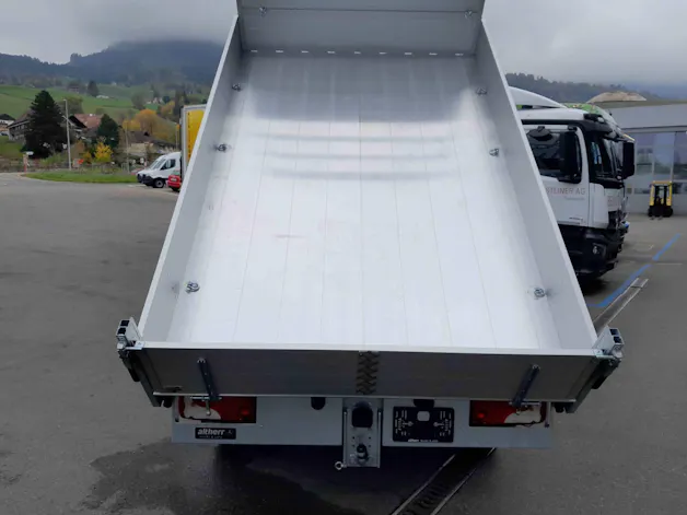 Mercedes-Benz eSprinter 420 Kab.-Ch. 3665 S 56 kWh Pro
