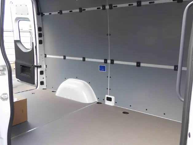 Mercedes-Benz eSprinter 320 Kaw. 3665 S 81 kWh Pro