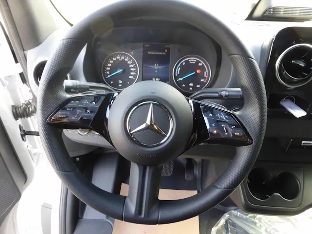 Mercedes-Benz eSprinter 320 Kaw. 3665 S 81 kWh Pro
