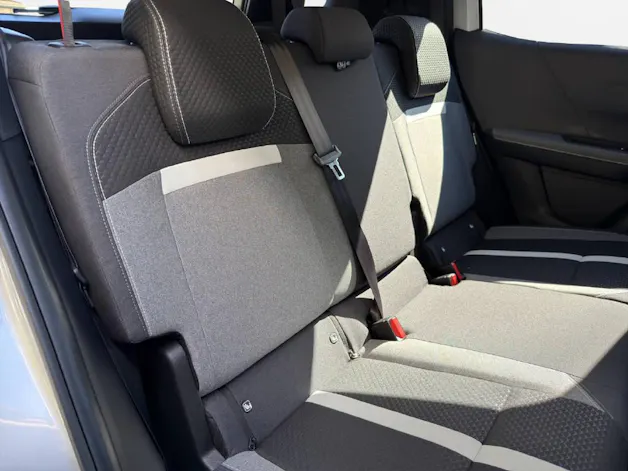 Opel Frontera 1.2 T HEV 145 GS