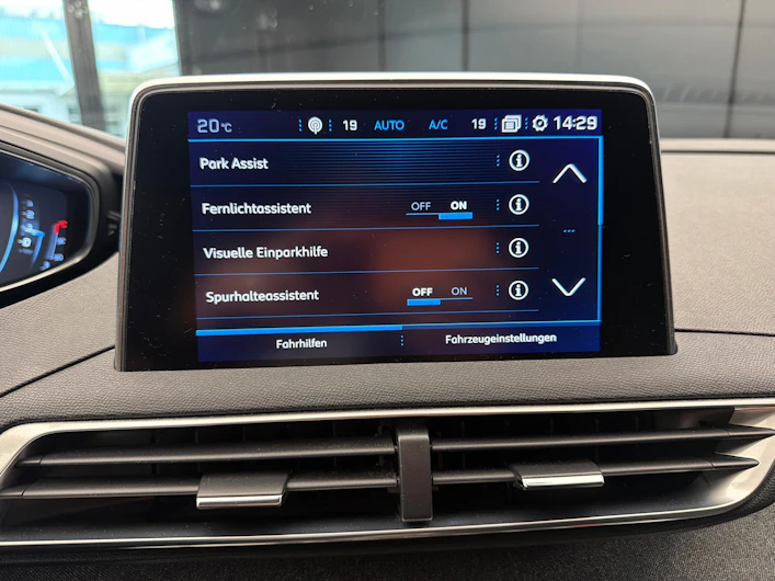 image du véhicule PEUGEOT 5008