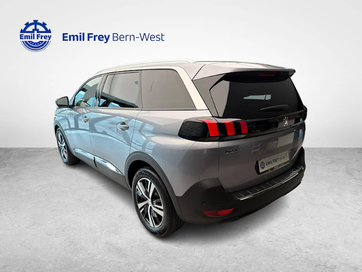 image du véhicule PEUGEOT 5008