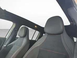 Fahrzeugbild MERCEDES-BENZ GLB 350 4MATIC EQ Technology