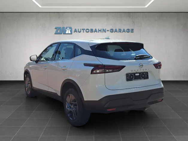 Nissan Qashqai 1.3 DIG-T 158 Acenta