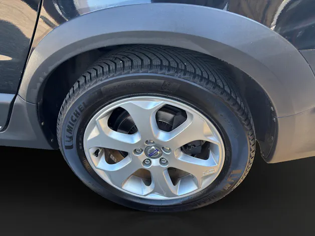 Volvo XC70 2.4 D4 Family Ed. AWD