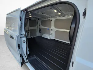 Ford Transit C Van 320 L1 2.5 Duratec 233 Trend PHEV