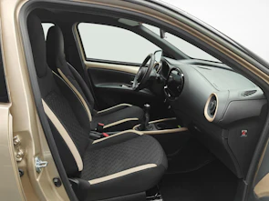 Fahrzeugbild TOYOTA Aygo X 1.0 VVT-i Trend