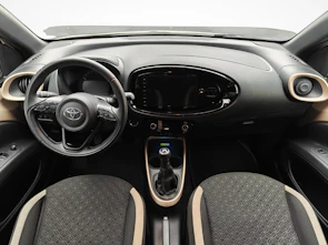 Fahrzeugbild TOYOTA Aygo X 1.0 VVT-i Trend
