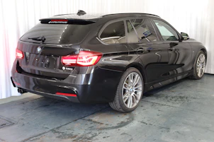 Fahrzeugbild BMW 330i xDrive SAG Touring