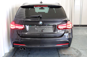 Fahrzeugbild BMW 330i xDrive SAG Touring