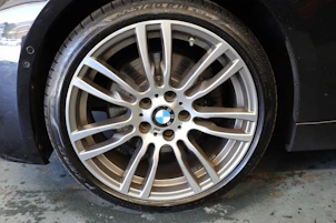 Fahrzeugbild BMW 330i xDrive SAG Touring