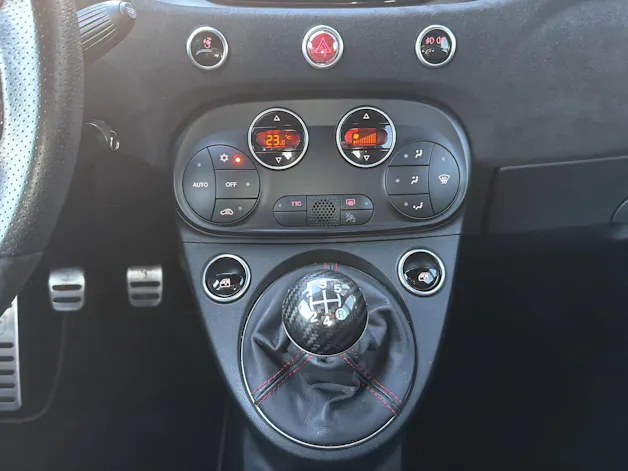 Fiat 695 Abarth 1.4 T-Jet 180 Esseesse