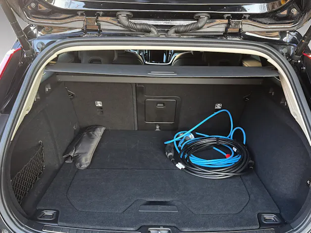 VOLVO V60 2.0 T6 TE Plus Dark eAWD