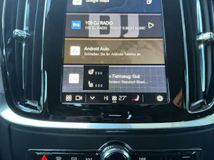 VOLVO V60 2.0 T6 TE Plus Dark eAWD