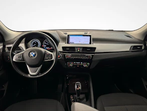 https://vehicle.imgix.net/4238489/0eb8676f-88d4-4314-a6cc-f50a20c35827.jpg