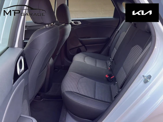 Fahrzeugbild 13 Fahrzeugbild 13