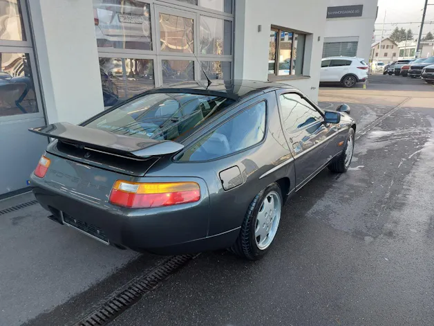 Porsche 928 5.0 S4