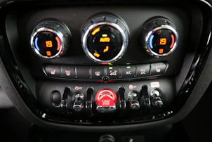 immagine del veicolo MINI Clubman F54 1.5i Cooper