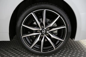 image du véhicule TOYOTA Corolla Touring Sports 2.0 HSD GR Sport