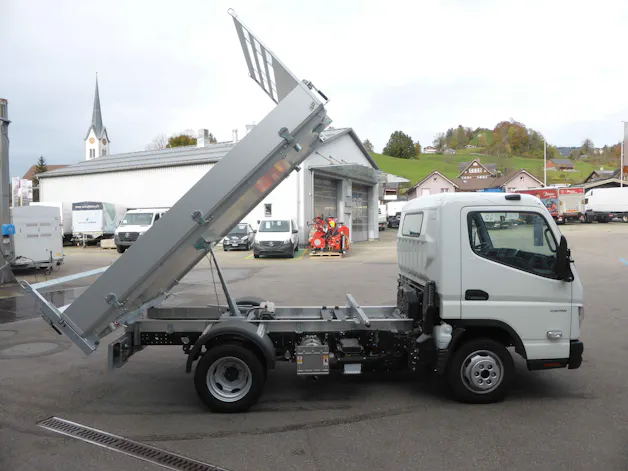 Mitsubishi Fuso Canter 3C15 Kab.-Ch. 2500 3.0 TD 150
