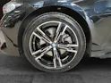 BMW 330e xDrive SAG Touring Attraktiven Leasingzinssatz ab 0.9 % bei Abschluss einer BMW Fahrzeugversicherung.