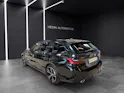 BMW 330e xDrive SAG Touring Attraktiven Leasingzinssatz ab 0.9 % bei Abschluss einer BMW Fahrzeugversicherung.