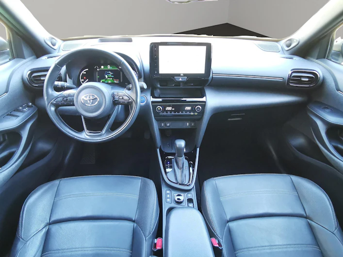 Fahrzeugbild TOYOTA YARIS CROSS