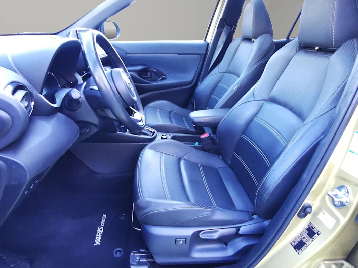 Fahrzeugbild TOYOTA YARIS CROSS
