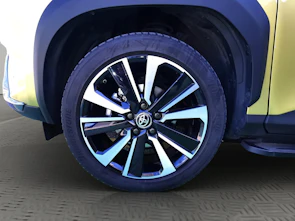 Fahrzeugbild TOYOTA Yaris Cross 1.5 VVT-i HSD Premiere Edition AWD-i