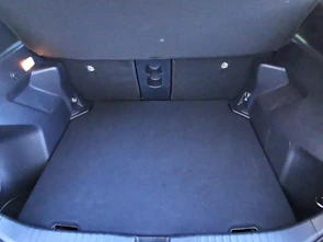 Fahrzeugbild TOYOTA Yaris Cross 1.5 VVT-i HSD Premiere Edition AWD-i